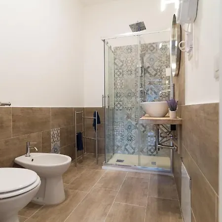 Gelone 83 - Camera Aretusa - Teatro Greco/ortigia Guest house Syracuse