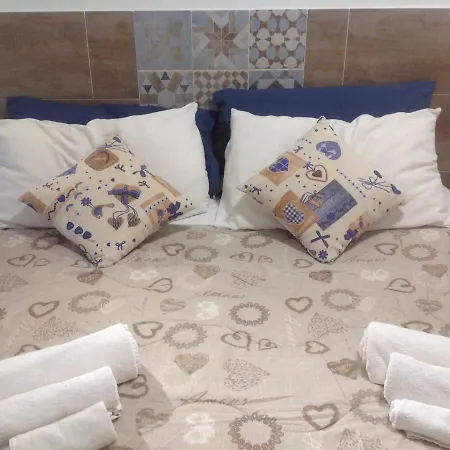 Guest house Gelone 83 - Camera Aretusa - Teatro Greco/ortigia Syracuse